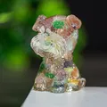 Kunstvolle Schnauzer-Figur aus Harz mit bunten Kristallsteinen zur Dekoration - Buntes Katzenauge