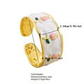 Bracciale rigido dorato in acciaio inossidabile con smalto bianco e rose rosa - FYD6263SZ / Rosso Rosa