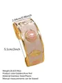 Bracciale rigido in acciaio inossidabile dorato con conchiglie rosa e ciondoli a cavalluccio - FYD6214SZ / Rosso Rosa