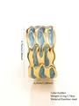 Bracciale rigido dorato in acciaio inossidabile con onde in smalto blu e trama sabbia - FYD6206SZ / Blu scuro