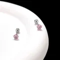 Détail de boucles d'oreilles étoile en zircon rose avec fermoir à vis plat sur assiette - 5mm Rose Zircone Étoile Dos Plat Vissé