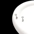 Pendientes de bola minimalistas de acero al titanio plateado con cierre de rosca - 4mm Color Acero Forma de Ojal