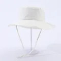 Λεπτομέρεια μπεζ παιδικό καπέλο bucket με ρυθμιζόμενο λουράκι και υφή από καμβά - Περιφέρεια Κεφαλής 52cm (2-6 Ετών) / Μπεζ