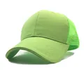 Neon groen ademende truckerpet met mesh achterkant voor buitensport en zonwering - Verstelbaar / Fluorescerend Groen