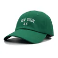 Green cotton baseball cap featuring white New York embroidery in an American vintage style - Adjustable / Green