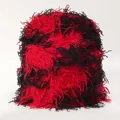 Berretto in maglia bicolore rosso e nero con lunghe frange in stile punk-street - Taglia unica / Rosso