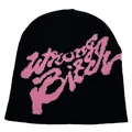 Berretto in maglia nera alla moda con scritte jacquard WB rosa per l'inverno - Taglia unica / Nero/Lettere Rosa