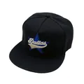 Zwarte Dallas borduurwerk flat brim hip hop baseballpet met blauwe ster detail - Zwart