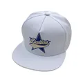 Witte Dallas snapback pet met blauwe ster en wit geborduurde 3D-scriptletters - Wit