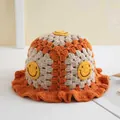 Cappello da pescatore all'uncinetto fatto a mano con smiley crema arancio e bordo - 56-59cm / Arancione (Sorriso)