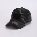 Detail der taktischen Tarn-Baseballkappe mit strapazierfähigem Stoff und Klettverschluss - Erwachsene 56-60cm / Schwarz Camouflage