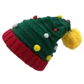 Groene gebreide kerstboom muts met kleurrijke pompons en rode rand op witte achtergrond - Hoofdomtrek 52-60CM / Kerstboom Stijl (Zwart)