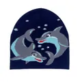 Dettaglio della maglia del berretto blu navy con motivi jacquard a delfino grigio - Blu navy