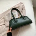Minimalist vintage dark green faux leather shoulder bag with golden metal hardware clasp - Green