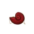 Pochette chic bordeaux en forme d'escargot avec chaîne dorée et fermoir métal - Rouge