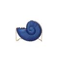 Sac boîte en acrylique bleu foncé en forme de conque avec chaîne dorée et texture spirale - Bleu