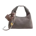 Schicke dunkelgraue Wildleder Hobo-Beuteltasche mit Metallschnalle und Deko-Anhängern - Ohne Anhänger / Grau