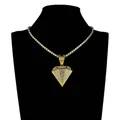 Goldene Hip-Hop-Halskette mit Dreiecksanhänger und funkelnder Tenniskette für Herren - Diamant Anhänger + Tennis-Kette Set / Gold