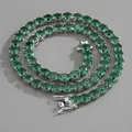 Dettaglio della collana tennis con zirconi verde smeraldo e chiusura di sicurezza - Verde Smeraldo 20 pollici (50cm)