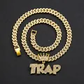 Collana cubana placcata oro in stile hip hop con ciondolo a lettera TRAP e corona - Pendente Lettera Corona Maglia Cubana / Oro