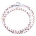 Détail du bracelet double tour en cuir tressé de 3mm avec fermoir cylindrique argenté - Blanc