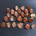 Bagues en tranche d'agate naturelle avec anneaux martelés plaqués or aux tons chauds - Rouge Orangé