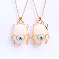 Goldene Käfer-Halskette mit weißem Stein und blauem Auge-Motiv für Damen - Bergkristall (Pendant Only (Without Chain))