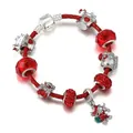 Bracciale natalizio rosso con ciondoli Babbo Natale e perline di strass lucide - 16cm / Stile Cuore Natalizio Strass Rosso (Stile Otto)