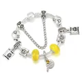 Zilveren bedelarmband met gele glazen kralen en Happy Birthday verjaardagstaart hanger - 16cm / Geel Glas Verjaardagsthema (Stijl Een)