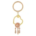 Détail du porte-clés doré en forme de cœur avec attrape-rêves bohème et pendentifs plumes - Capteur de Rêves Creux Plume / Or/Or Rose (K04)