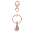 Détail d'un porte-clés coccinelle en or rose avec émail rose et strass scintillants - Style Émail Coccinelle (K14)