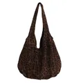 Grande borsa hobo leopardata in finto scamosciato con manico integrato per uso quotidiano - Leopardo Marrone