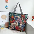 Borsa tote artistica in arazzo ricamato con ritratto esotico e manici a righe - Bellezza Artistica Zucca