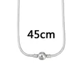 Détail d'une chaîne serpent argentée de 45cm avec fermoir mécanique rond lisse - Style Fermoir Boule(AC002-1)