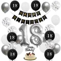 Detaillierte Party Deko zum 18. Geburtstag mit schwarz silbernen Ballons und Banner - Schwarz Silber 18. Geburtstag Thema