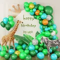 Dschungel Partydeko mit Tierdruck-Ballons und Giraffen-Zebra Folienballon-Ständern - Dschungel Wald Tier Kollektion