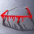 Collana girocollo Halloween con effetto sangue, gocce di resina rossa e gancio in metallo - Rosso (C11-01-04)