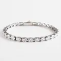 Classic silver tennis bracelet featuring a continuous row of white round-cut cubic zirconia - Steel / 18cm