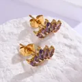 Boucles d'oreilles dorées en titane avec cinq zircons violets taillés en marquise - Or Zircone Violet