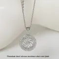 Zilveren titanium stalen ketting met een ronde hanger, zirkonia en spiraalvormig patroon - Zilver Wervelwind (N0423S)