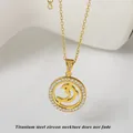Gouden titanium stalen halsketting met dolfijn hanger en witte ingelegde zirkoon kristallen - Goud Dolfijn (N0429G)