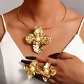 Fashion gold hammered flower necklace set with white pearls for women street style - Gold Hammered Flower Pearl Necklace Earrings Set (6466601HB)