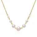 Chic gold chain necklace with seven symmetric white pearls in a minimalist design - Seven Pearls Style (5704401)