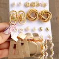 Ensemble de 5 paires de boucles d'oreilles dorées avec perles synthétiques et formes géométriques - Set Or Multi-Style Cœur Géométrique Perle Artificielle (5589402HB) / Or
