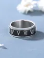 Anello girevole moderno in titanio con numeri romani e inserto nero su argento - US 6 / Colore acciaio