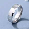 Bague minimaliste en acier titane argenté avec finition brossée et bords polis biseautés - US 6 / Acier