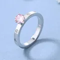Eleganter Ring in Roségold mit funkelndem rosa Edelstein und Pavé-Diamanten für Damen - US 6 / Rosa