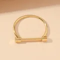 Bracciale a ferro di cavallo minimalista dorato con fibbia a vite lucidata - Bracciale a Ferro di Cavallo / Oro