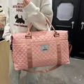 Borsa da viaggio trapuntata rosa con ampi manici e tracolla regolabile per fitness e yoga - Rosa