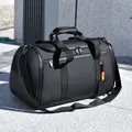 Bolsa de viaje negra de gran capacidad con acabado mate impermeable y bandolera - Negro